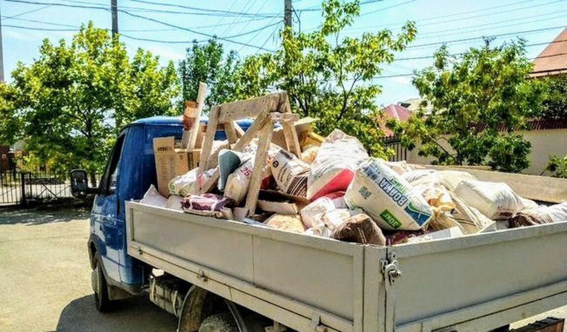 Вывоз мусора Газелью в Переславле-Залесском в октябре
