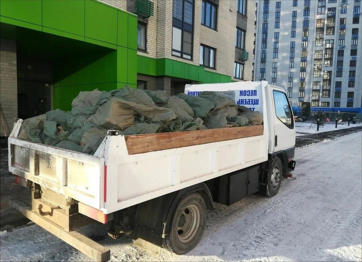 Вывоз мусора грузовым фургоном 3 тонны в Переславле-Залесском — цена от 1401 руб., ПроМусор