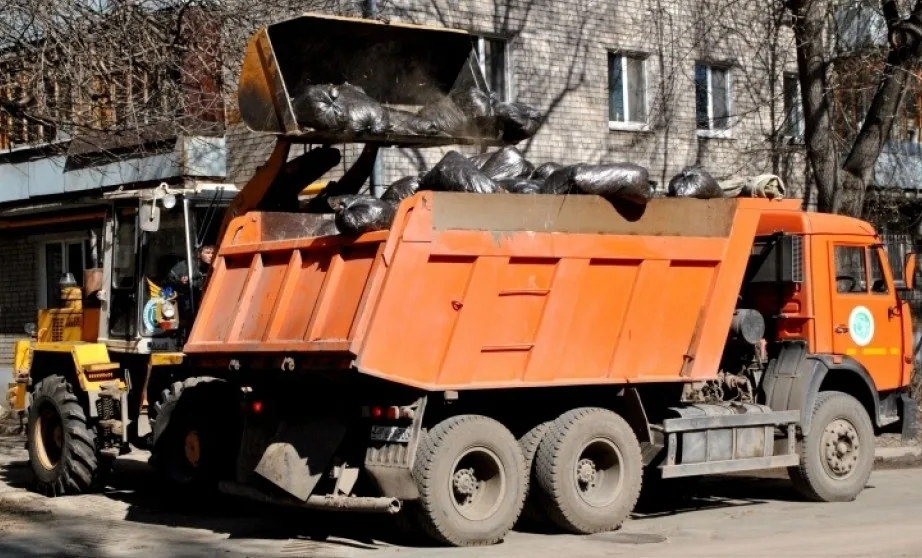 Вывоз мусора грузовым фургоном 5 тонн в Переславле-Залесском – ПроМусор, аренда, цена от 1609 руб